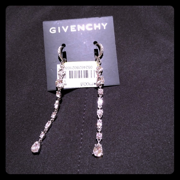 New givenchy earring - Picture 1 of 4